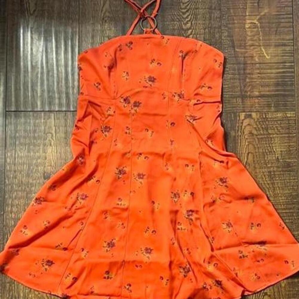 Urban outfitter Silence + Noise Tyla Mini Dress